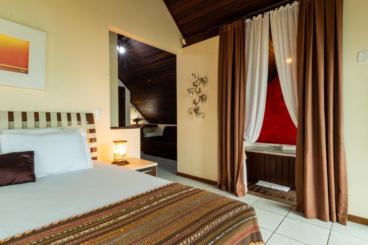 Olhos Verdes Guest House Bombinhas Exterior photo