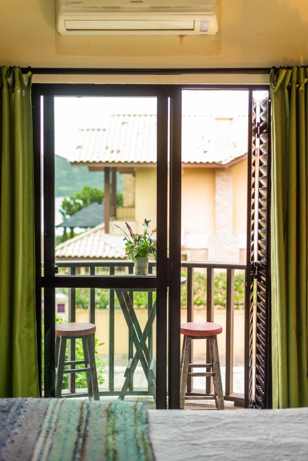 Olhos Verdes Guest House Bombinhas Exterior photo